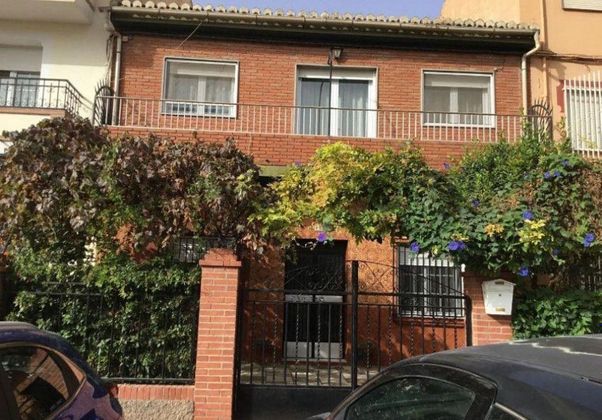 Foto 1 de Venta de casa en avenida De Andalucía de 5 habitaciones con terraza y piscina