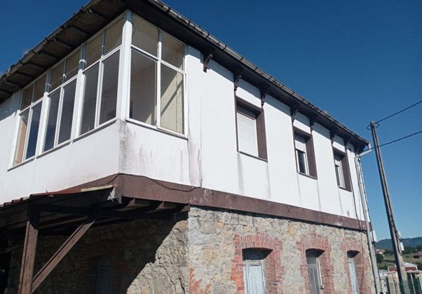Foto 2 de Casa rural en venda a Parroquias de Oviedo de 3 habitacions amb terrassa i garatge