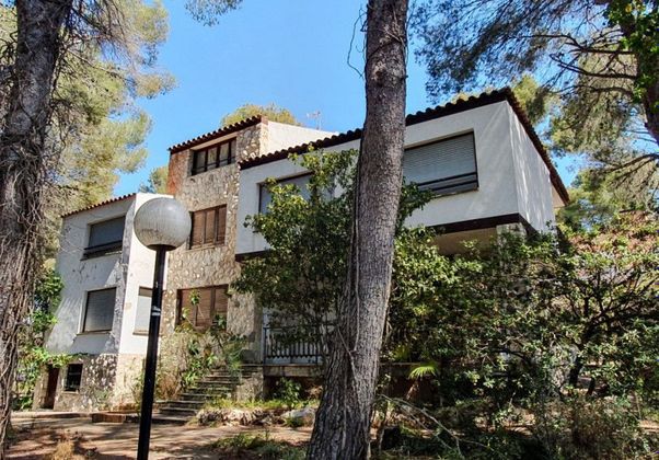 Foto 1 de Xalet en venda a La Mora de 10 habitacions amb terrassa i piscina