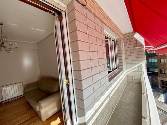 Foto 1 de Piso en venta en Iturralde de 3 habitaciones con balcón y calefacción