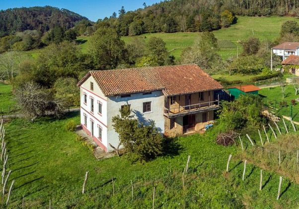 Foto 1 de Casa rural en venda a calle Aldea Cesa de 5 habitacions amb jardí