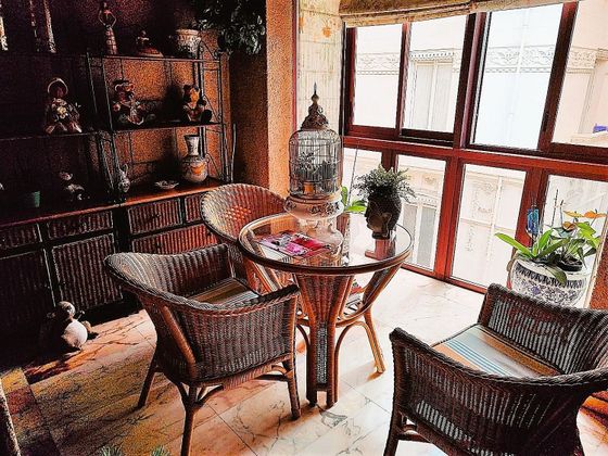 Foto 1 de Pis en venda a calle San Fernando de 5 habitacions amb terrassa i balcó