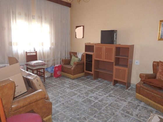 Foto 2 de Casa en venda a Torrijos de 4 habitacions amb terrassa i garatge
