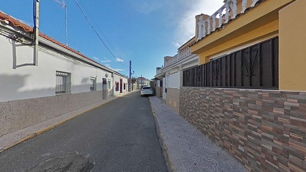 Foto 1 de Casa adossada en venda a calle Madrid de 5 habitacions amb terrassa i garatge