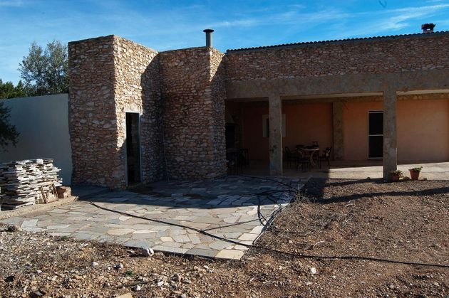 Foto 2 de Casa rural en venta en Useras/Useres (les) de 4 habitaciones con terraza y calefacción