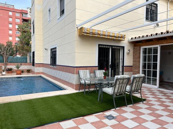 Foto 1 de Xalet en venda a Los Boliches de 5 habitacions amb terrassa i piscina