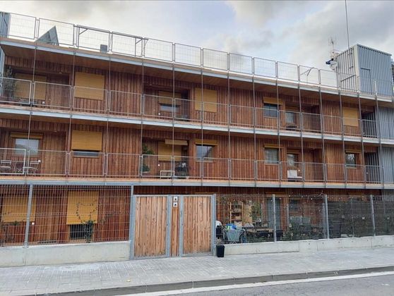 Foto 1 de Venta de piso en calle Pablo Picasso de 3 habitaciones con terraza y piscina