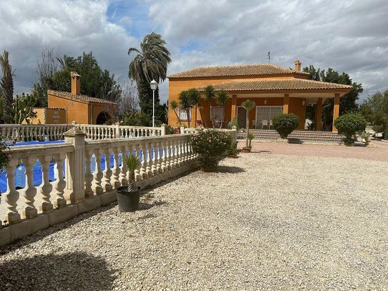 Foto 2 de Casa rural en venta en Crevillent de 3 habitaciones con terraza y piscina