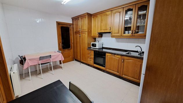 Foto 1 de Alquiler de piso en Monte Alto - Zalaeta - Atocha de 2 habitaciones con garaje y calefacción