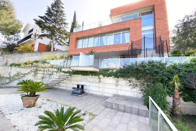Foto 1 de Casa en venda a Canyelles de 4 habitacions amb terrassa i piscina