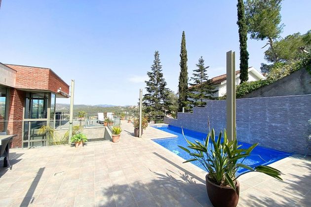 Foto 2 de Casa en venta en Canyelles de 4 habitaciones con terraza y piscina
