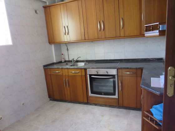 Foto 2 de Dúplex en venda a Padrón de 4 habitacions amb terrassa i calefacció