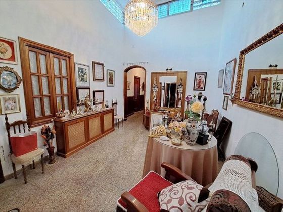 Foto 1 de Xalet en venda a Valdepeñas de 3 habitacions amb terrassa i calefacció