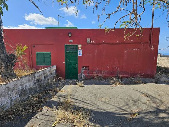 Foto 2 de Casa en venda a calle Túnez de 4 habitacions amb terrassa