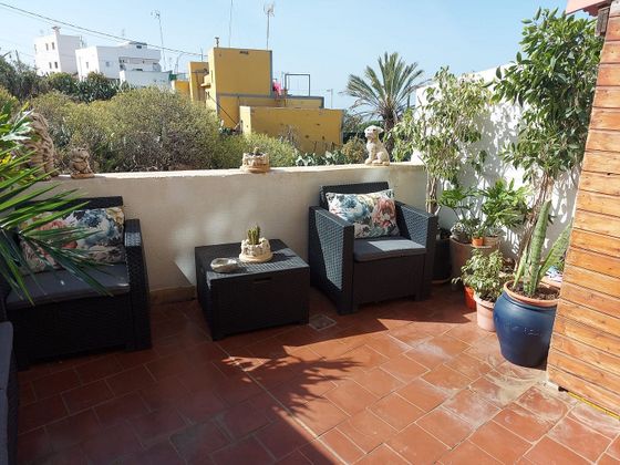 Foto 2 de Pis en venda a calle Olivo de 3 habitacions amb terrassa i garatge