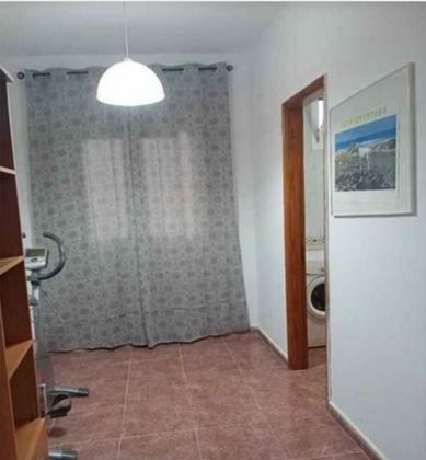 Foto 2 de Piso en alquiler en Santa María de Guía de 1 habitación con muebles