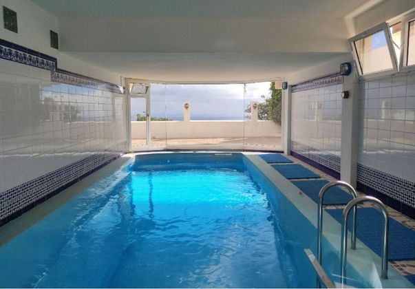 Foto 1 de Xalet en venda a Tabaiba de 7 habitacions amb terrassa i piscina