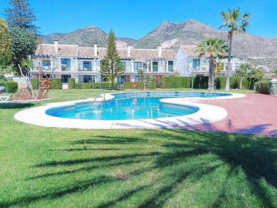 Foto 1 de Casa en venda a avenida De la Hacienda de 3 habitacions amb terrassa i piscina