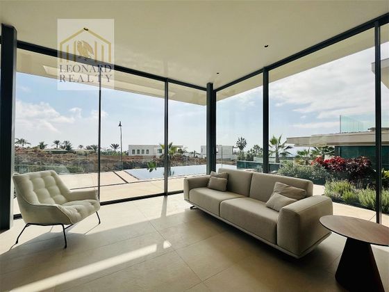 Foto 2 de Chalet en venta en Playa de San Juan de 3 habitaciones con terraza y piscina