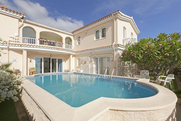 Foto 1 de Casa en venda a calle La Florida Valle San Lorenzo de 4 habitacions amb terrassa i piscina