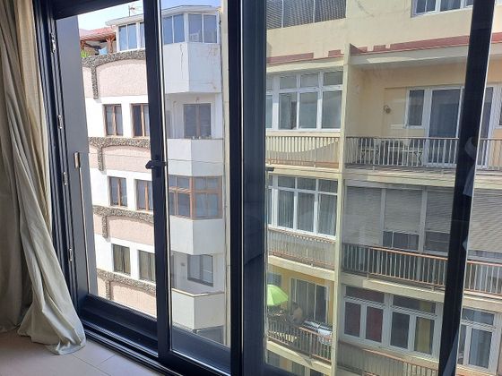 Foto 1 de Estudio en alquiler en calle De Pi y Margall con muebles y ascensor