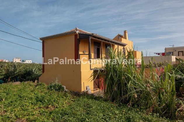 Foto 2 de Xalet en venda a calle Lomitos de Arriba de 4 habitacions amb terrassa i jardí