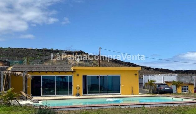 Foto 1 de Xalet en venda a calle San Simón Callejones de 2 habitacions amb terrassa i piscina