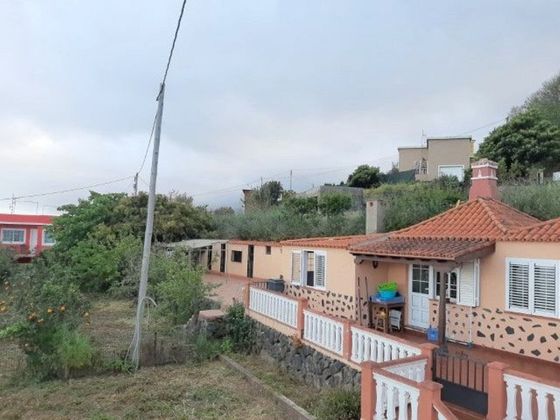 Foto 2 de Venta de chalet en Breña Alta de 4 habitaciones con terraza y garaje