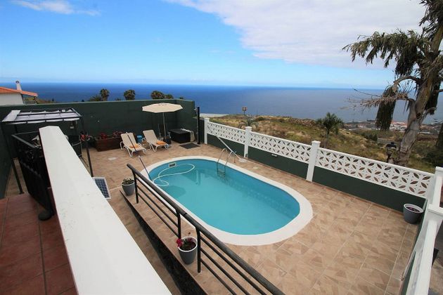 Foto 1 de Xalet en venda a Breña Alta de 4 habitacions amb terrassa i piscina