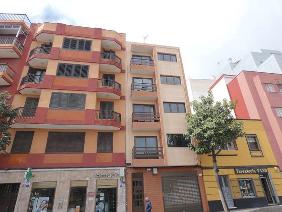 Foto 2 de Piso en venta en San Cristóbal de La Laguna - La Vega - San Lázaro de 4 habitaciones con calefacción