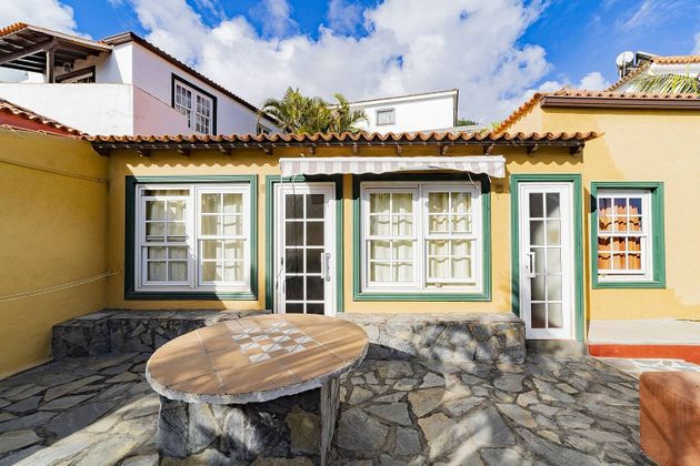 Foto 2 de Xalet en venda a Fuencaliente de 4 habitacions amb terrassa i piscina