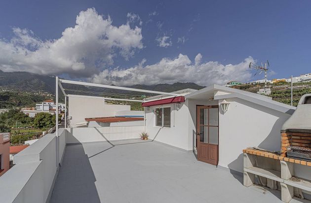 Foto 1 de Chalet en venta en Santa Cruz de la Palma de 5 habitaciones con terraza y garaje