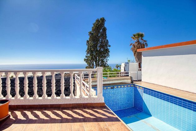 Foto 2 de Xalet en venda a Tazacorte de 3 habitacions amb terrassa i piscina