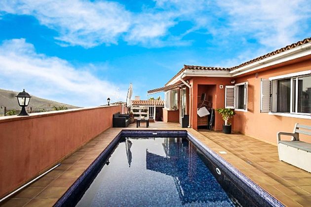 Foto 2 de Xalet en venda a San Antonio - Las Arenas de 4 habitacions amb terrassa i piscina