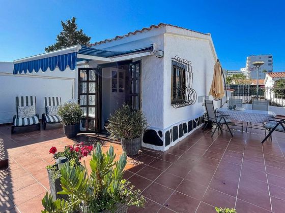 Foto 1 de Casa en venda a avenida Arquitecto Manuel de la Peña Suarez de 2 habitacions amb terrassa i piscina