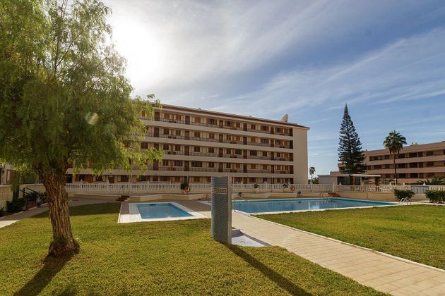 Foto 1 de Pis en venda a Los Cristianos - Playa de las Américas de 2 habitacions amb terrassa i piscina