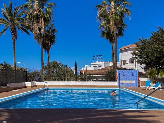 Foto 1 de Pis en venda a Los Cristianos - Playa de las Américas de 1 habitació amb piscina i balcó