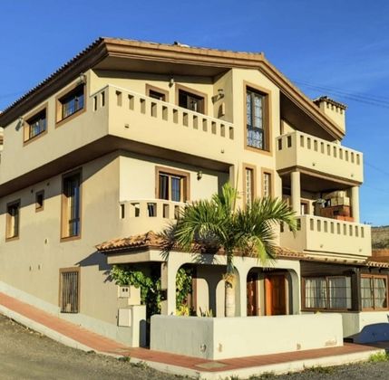 Foto 1 de Ático en venta en Buzanda - Cabo Blanco - Valle San Lorenzo de 3 habitaciones con terraza