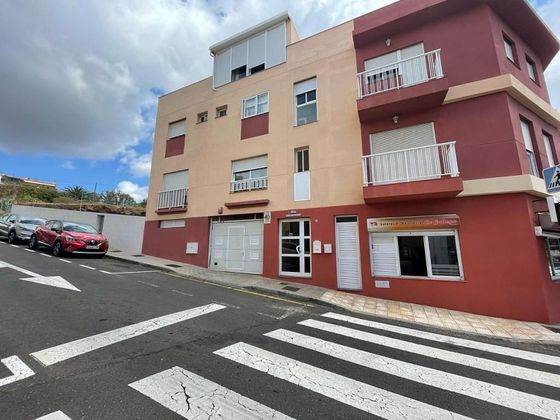 Foto 1 de Dúplex en venda a calle El Perenquen de 3 habitacions amb terrassa i garatge