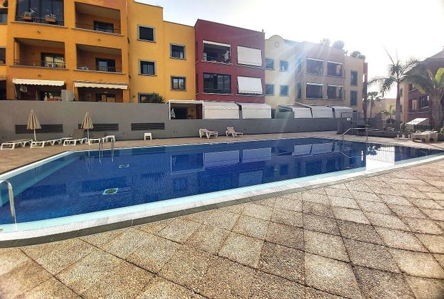Foto 1 de Piso en venta en avenida Constitucion de 3 habitaciones con terraza y piscina