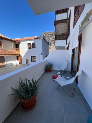 Foto 2 de Pis en venda a calle De Los Guios de 2 habitacions amb terrassa i ascensor