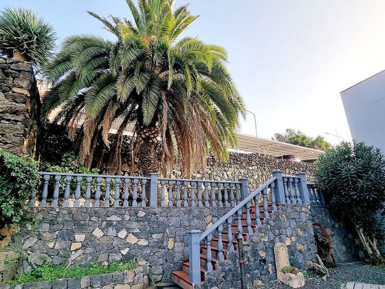 Foto 2 de Xalet en venda a Matanza de Acentejo (La) de 3 habitacions amb terrassa i piscina