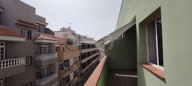 Foto 1 de Venta de ático en Costa Blanca - Las Galletas de 1 habitación con terraza y balcón