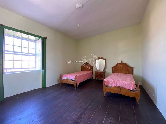 Foto 2 de Casa en venta en Arico de 8 habitaciones con garaje y balcón