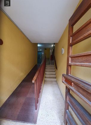 Foto 1 de Venta de piso en La Cuesta - Gracia - Finca España de 3 habitaciones con terraza y ascensor