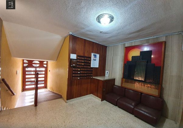 Foto 2 de Pis en venda a La Cuesta - Gracia - Finca España de 3 habitacions amb terrassa i ascensor