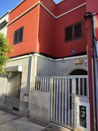 Foto 2 de Casa adosada en venta en calle Don Pedro Infinito de 10 habitaciones con terraza
