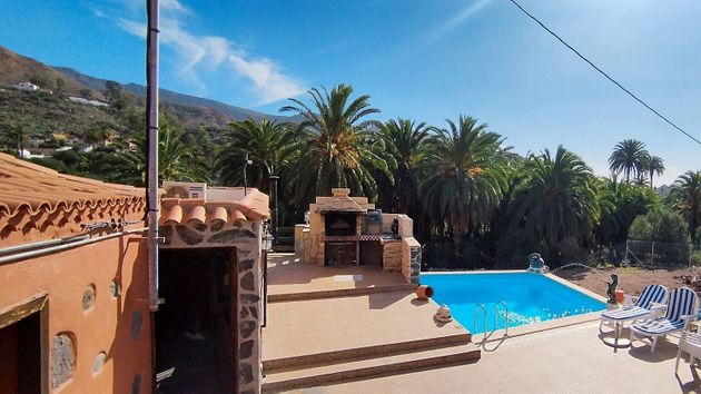 Foto 1 de Xalet en venda a calle Ciudad de Lima de 3 habitacions amb terrassa i piscina
