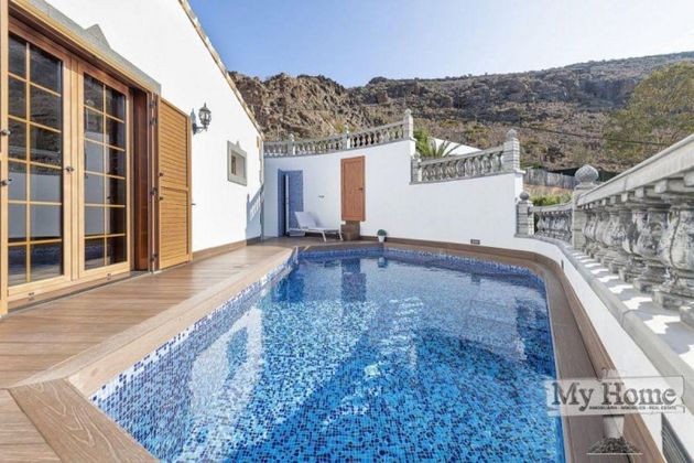 Foto 1 de Chalet en venta en El Tablero - El Salobre de 3 habitaciones con terraza y piscina