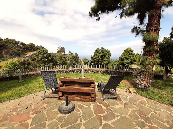 Foto 2 de Xalet en venda a Guancha (La) de 6 habitacions amb terrassa i jardí